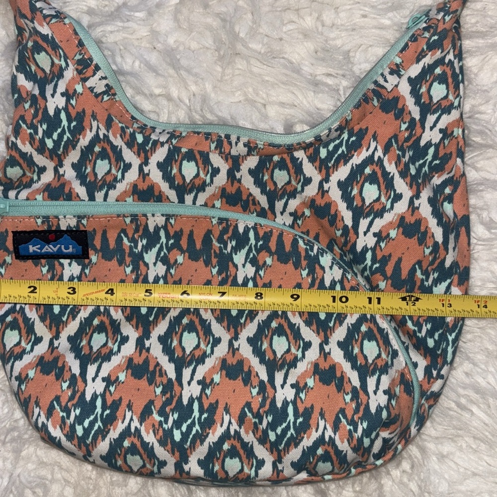 Kavu Sydney Satchel Crossbody Shoulder Bag, 14” x 10” - Picture 5 of 15